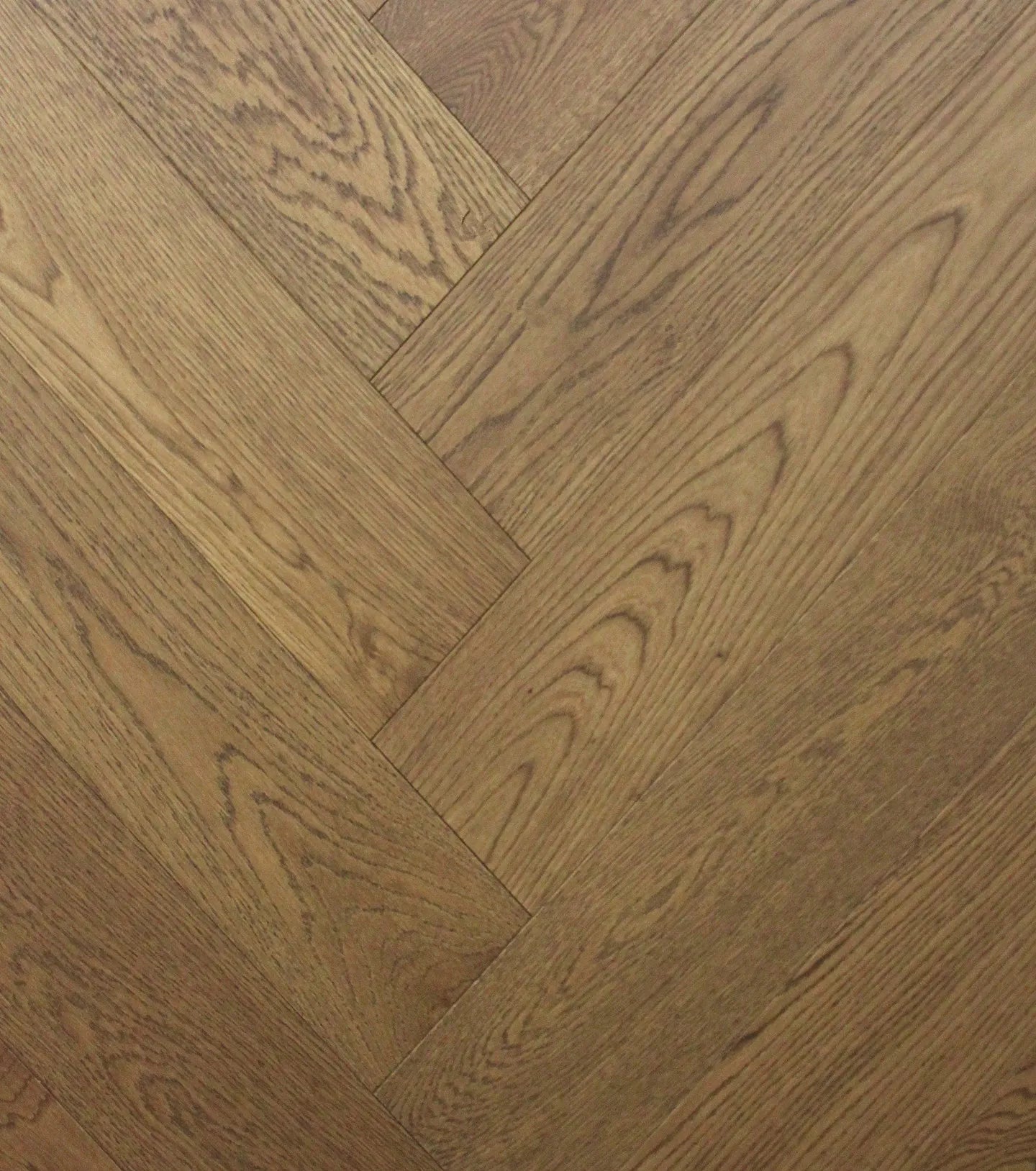 Swish Oak Natura Herringbone (888mm x 148mm x 14/3mm)