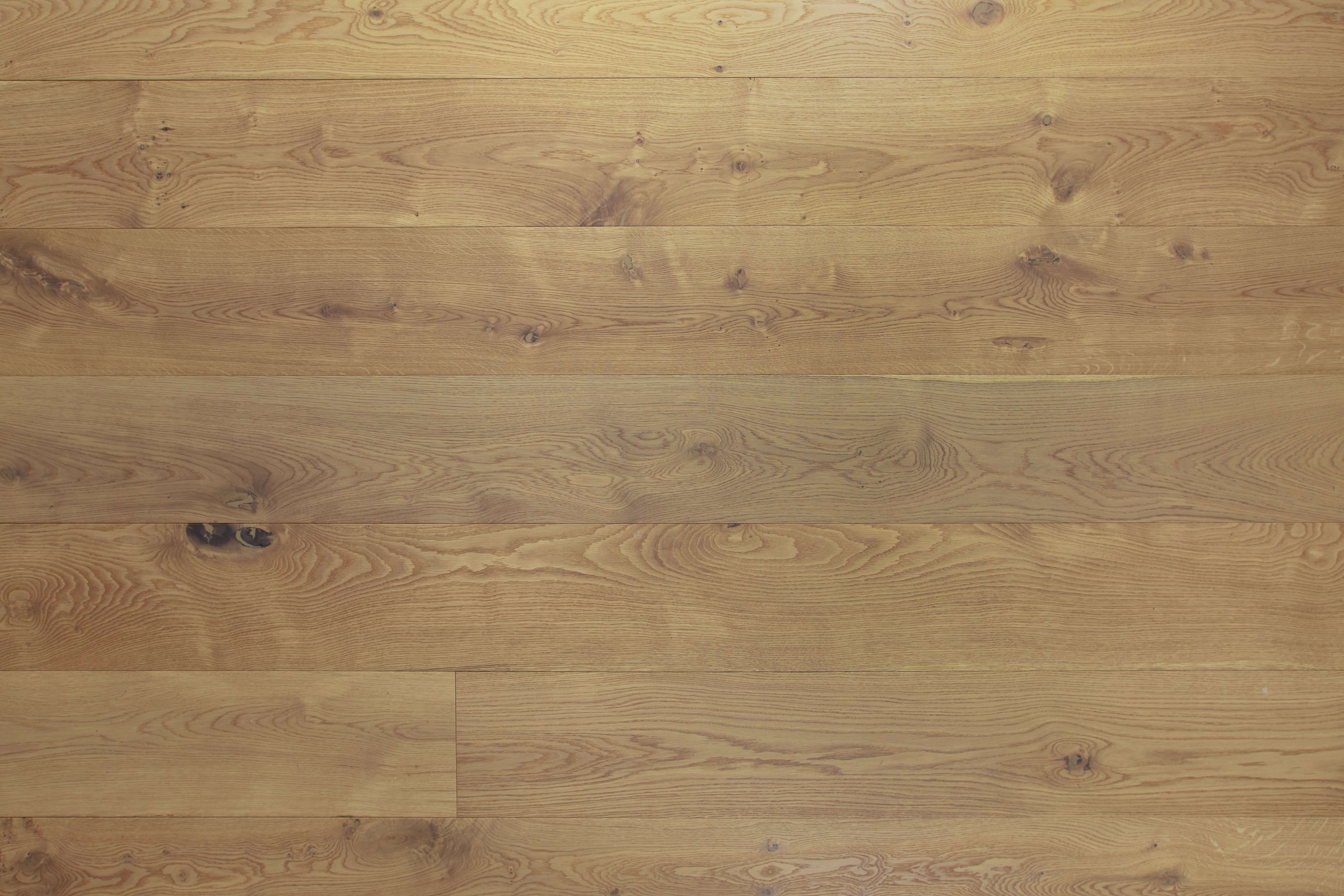 Grande Provence Oak (2200mm x 220mm x 6/21mm)