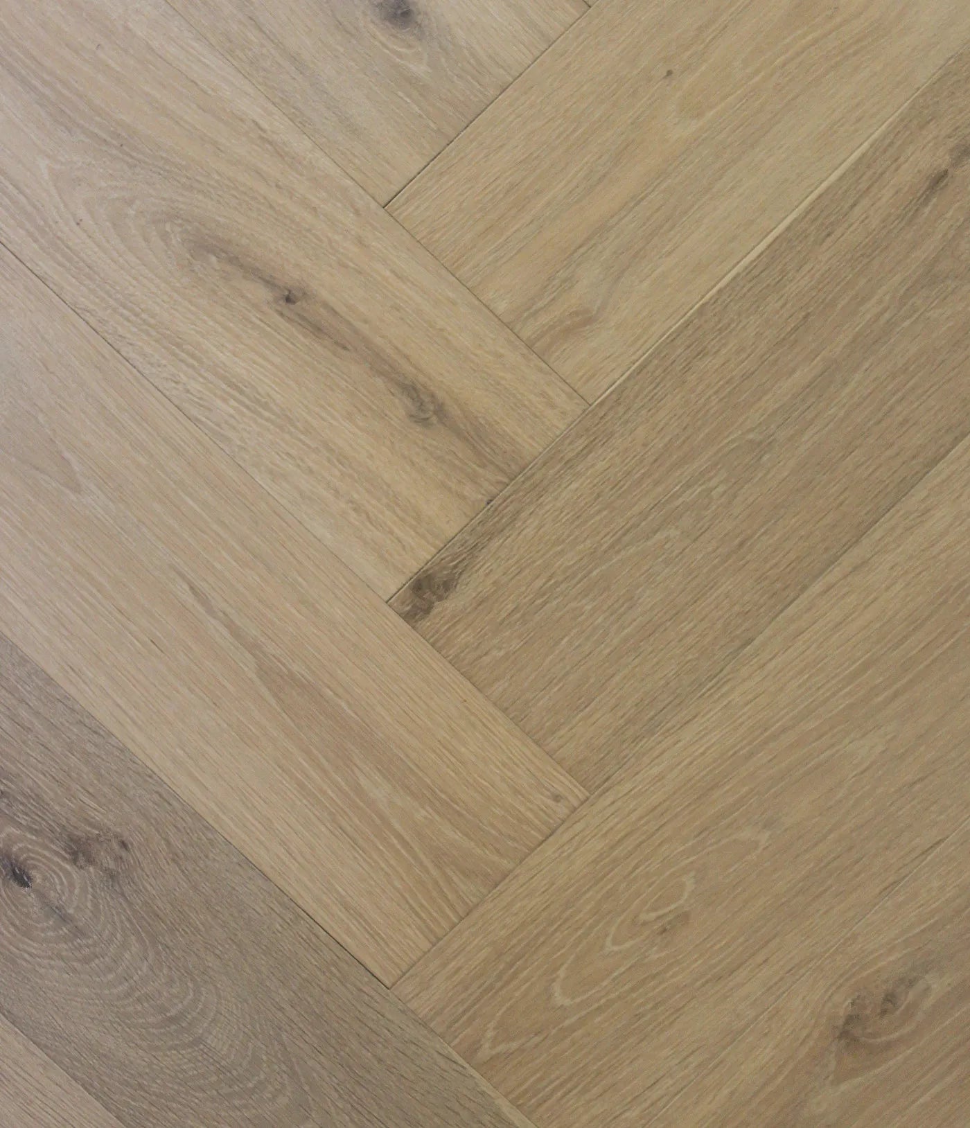 Swish Oak Natura Herringbone (888mm x 148mm x 14/3mm)